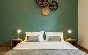 Designer New 3Bdr - Lush Garden+Pool