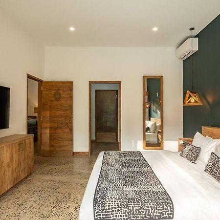 Villa Designer New 3Bdr - Lush Garden+Pool Gili Trawangan Esterno foto
