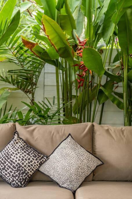 Villa Designer New 3Bdr - Lush Garden+Pool Gili Trawangan Esterno foto