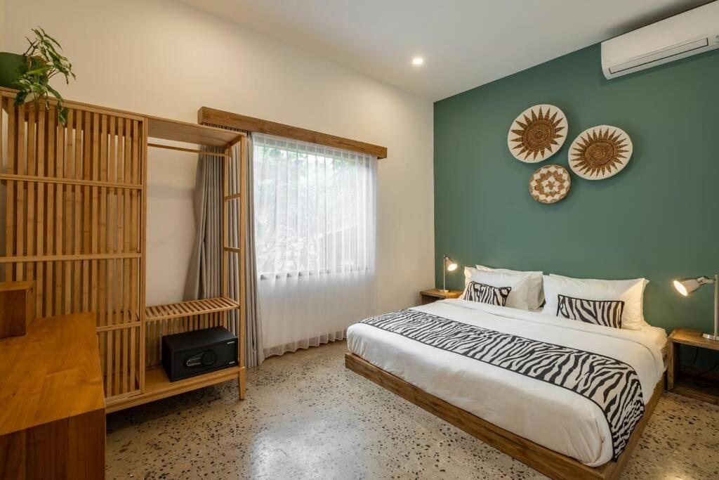 Villa Designer New 3Bdr - Lush Garden+Pool Gili Trawangan Esterno foto