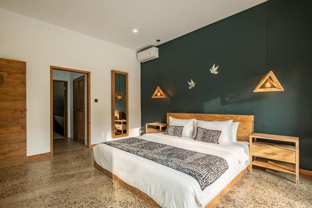 Villa Designer New 3Bdr - Lush Garden+Pool Gili Trawangan Esterno foto